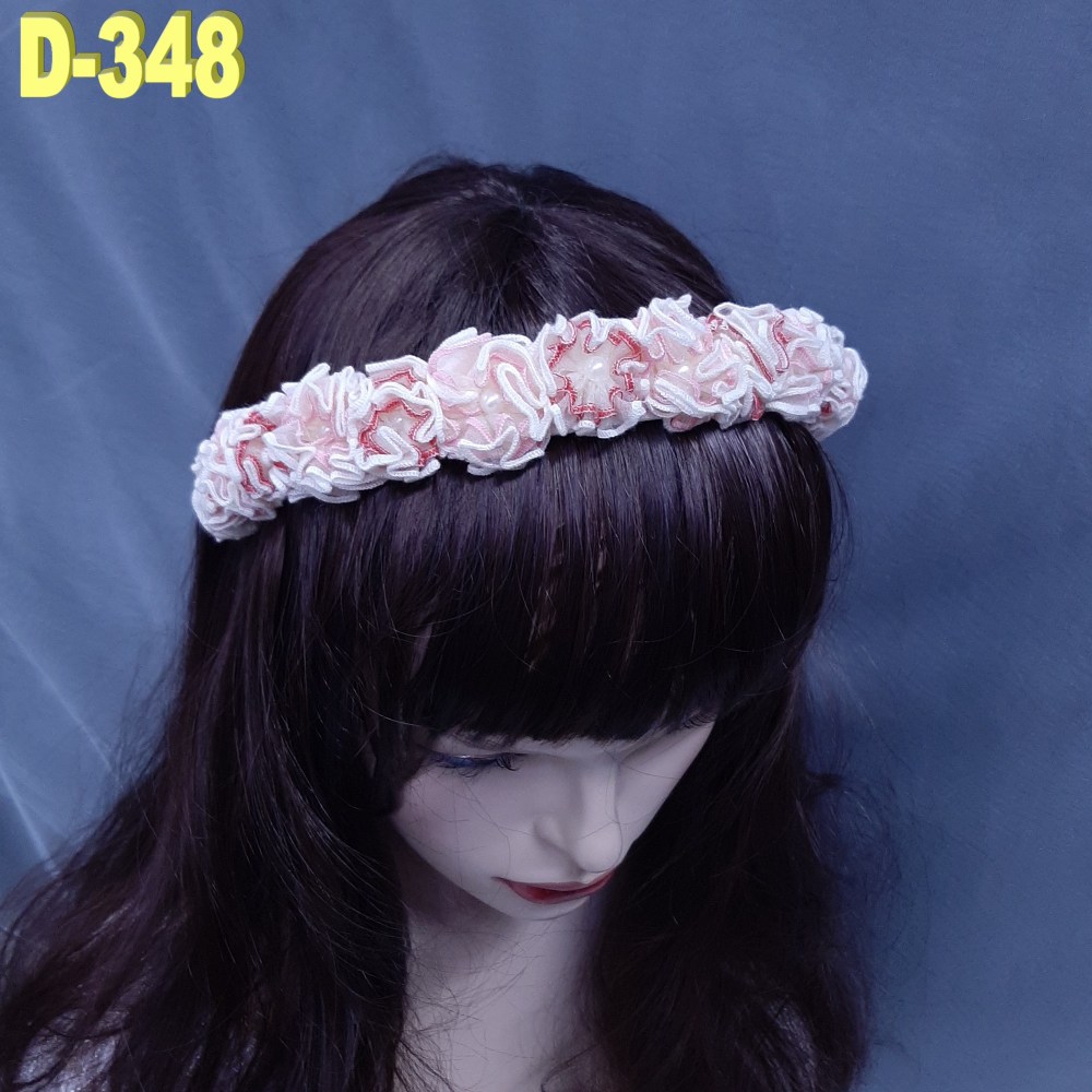 D348